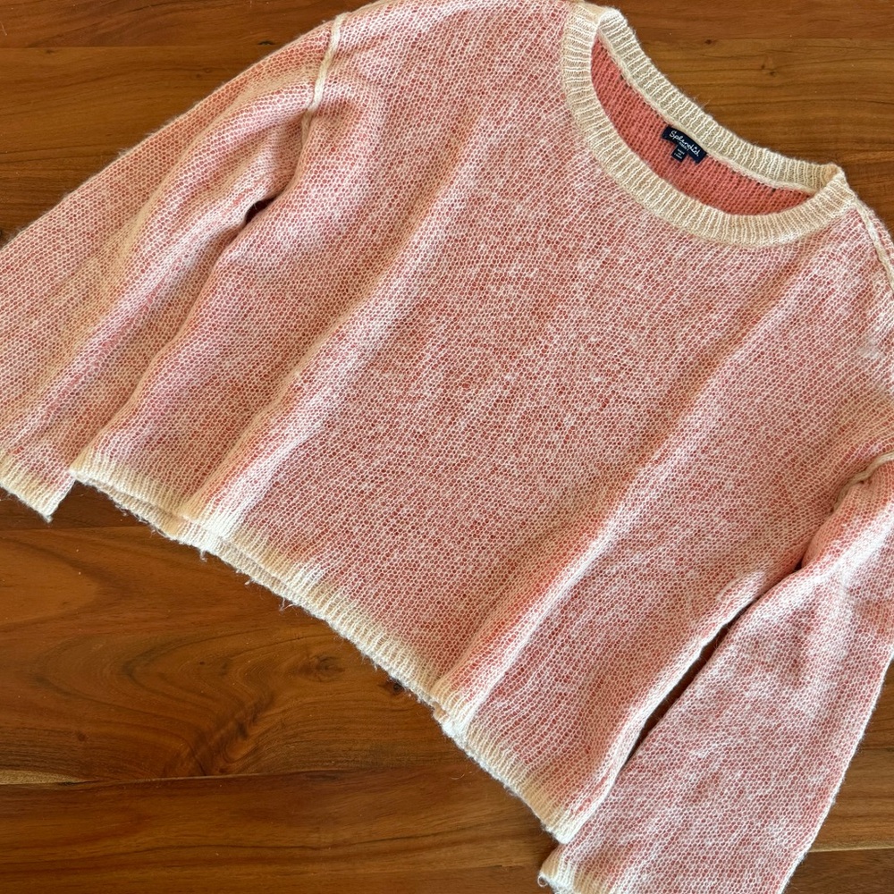 🦊 Splendid Coral Crew Neck Sweater - Picture 4 of 9